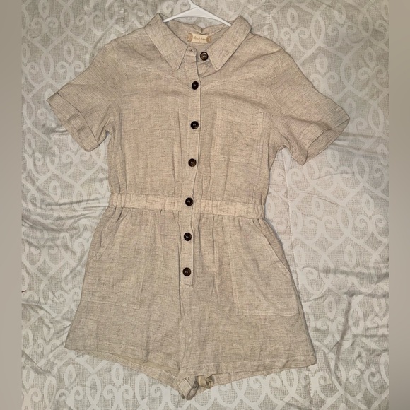 Linen Jumpsuit Romper - Picture 1 of 3